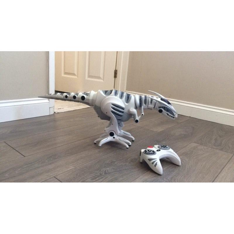 Remote control dinosaur