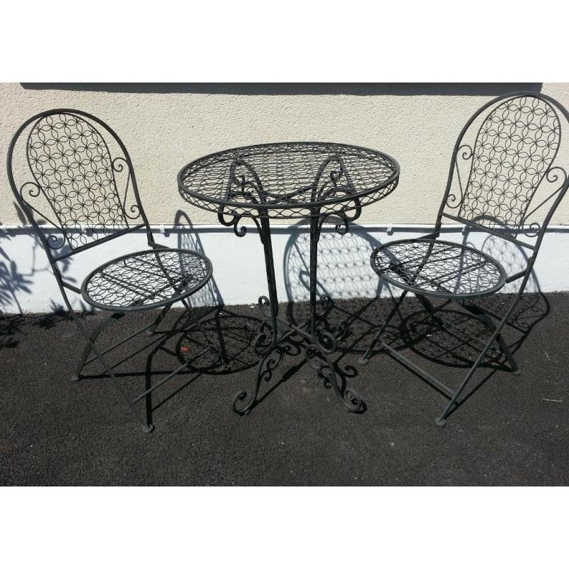 Patio/Garden Table and Chairs