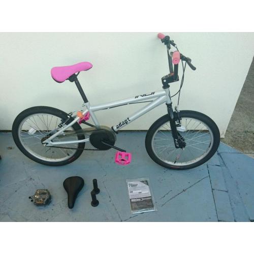 Bmx bike good condition Has some play in the bottom braket