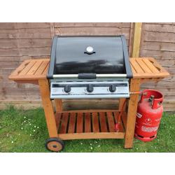 Beefmaster 3 burner Gas BBQ & regulator & 11kg gas bottle
