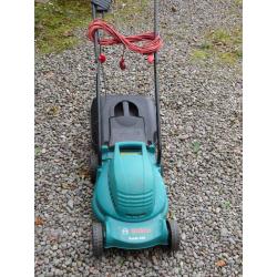 Bosch Rotak 320 Electric Lawn Mower