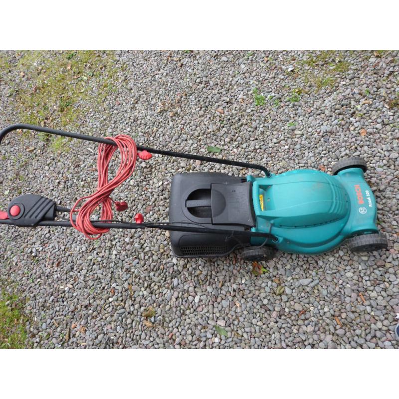 Bosch Rotak 320 Electric Lawn Mower