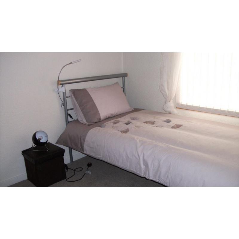 single bedroom available for rent , in New Gorbals, near City Centre