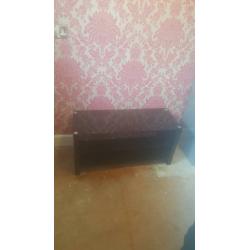 Black glass tv unit