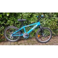 Boys bike BTWIN RB3 20" tyres