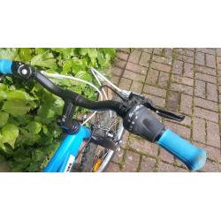 Boys bike BTWIN RB3 20" tyres