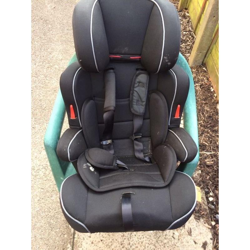 Car seat 123 halfords essential
