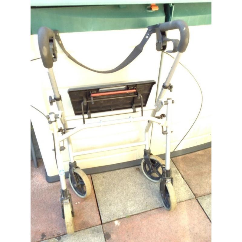 Walking frame