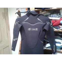 FANTASTIC size 8 women's C-SKINS ANGEL WINTER wetsuit , 5x 4x3, very good condition