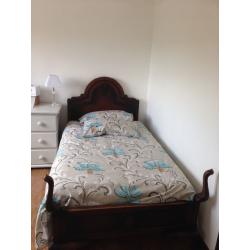 Beautiful 1950's 3/4 bed