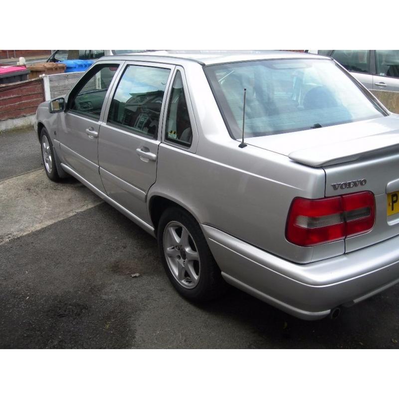 VOLVO S70 AUTO WITH S/H NICE CHEAP MOTOR , NEW PICTURES ADDED