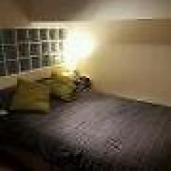 Flatshare in amazing old school 2 mins Clapham Junction