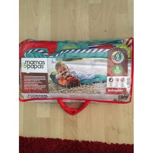 Mamas and papas tummy time playmat