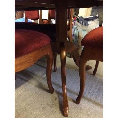 Dining table and 6 chairs