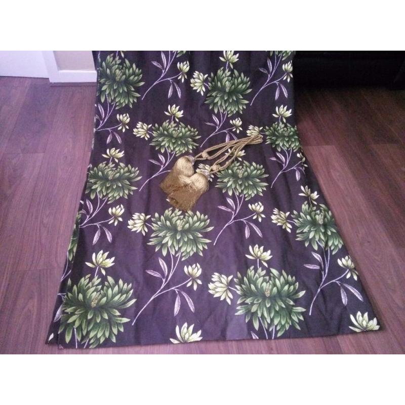 Chocolate and lime curtains