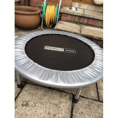 Exercise trampoline