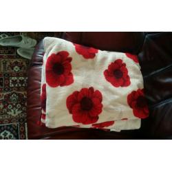 Red poppy throw fleece