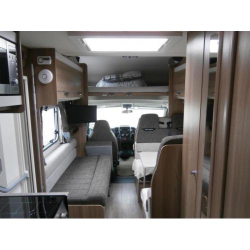 Swift Escape 696