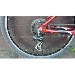 TREK 4100 Mountain Bike