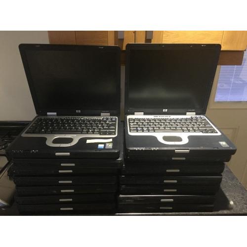 JOB LOT OF 44 x LAPTOPS FOR SPARES / REPAIRS