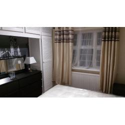 LOVELY DOUBLE ROOM FOR RENT