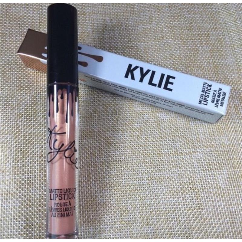 Kylie Jenner Metals: heir & reign