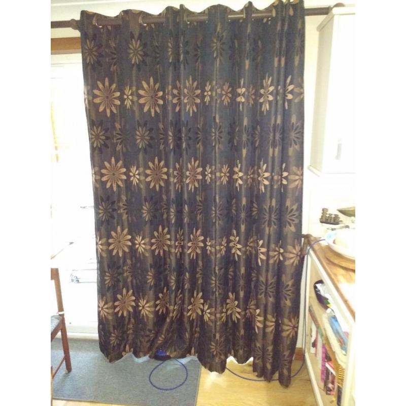 Pair of ring top curtains 220 cm length, 260 cm approx width