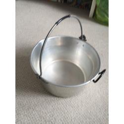 Jam Pan