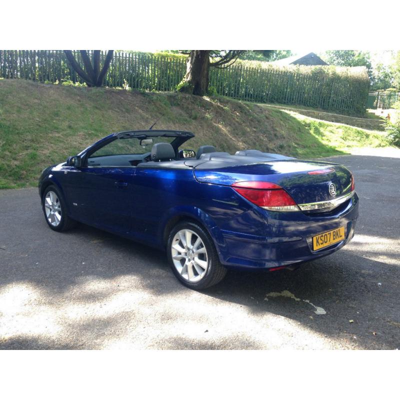 GREAT EXAMPLE/LEATHER SEATS 2007 (07) VAUXHALL ASTRA T-TOP DESIGN CONVERTIBLE CDTI 1.9 DIESEL MANUAL