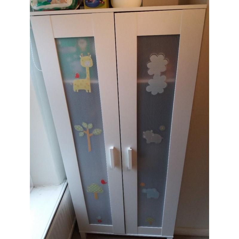 BUNDLE - Wardrobe and Dresser - *Good Condition*