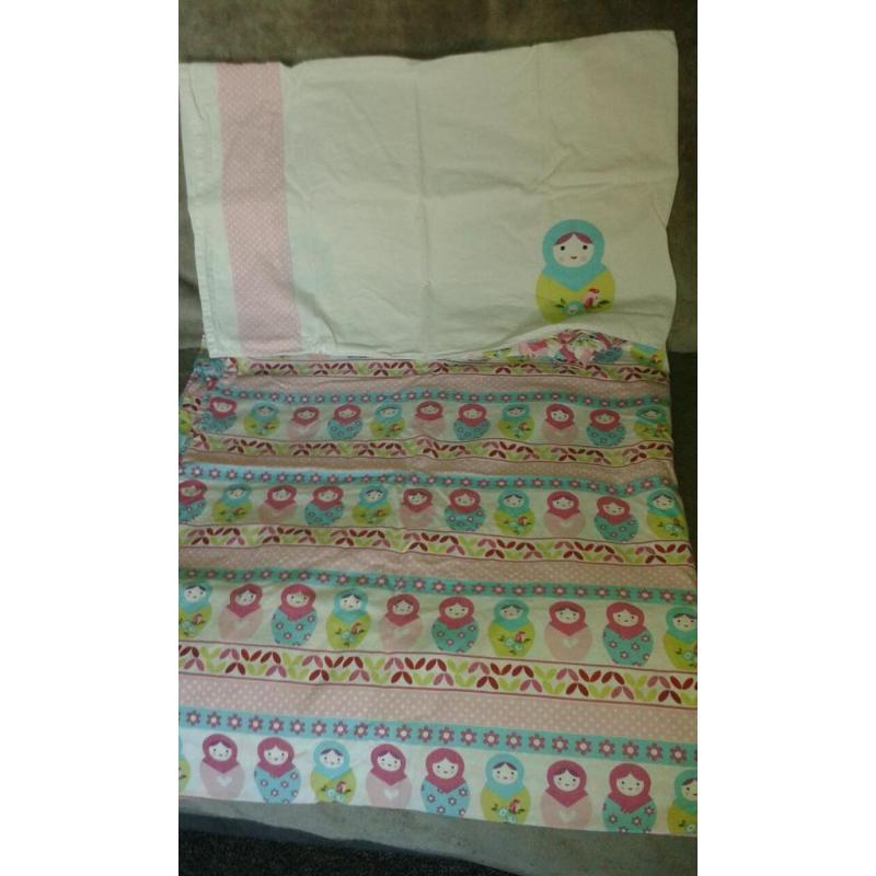 Dolls duvet cover & pillow case for cotbed