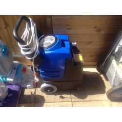 Carpet Cleaning Machines