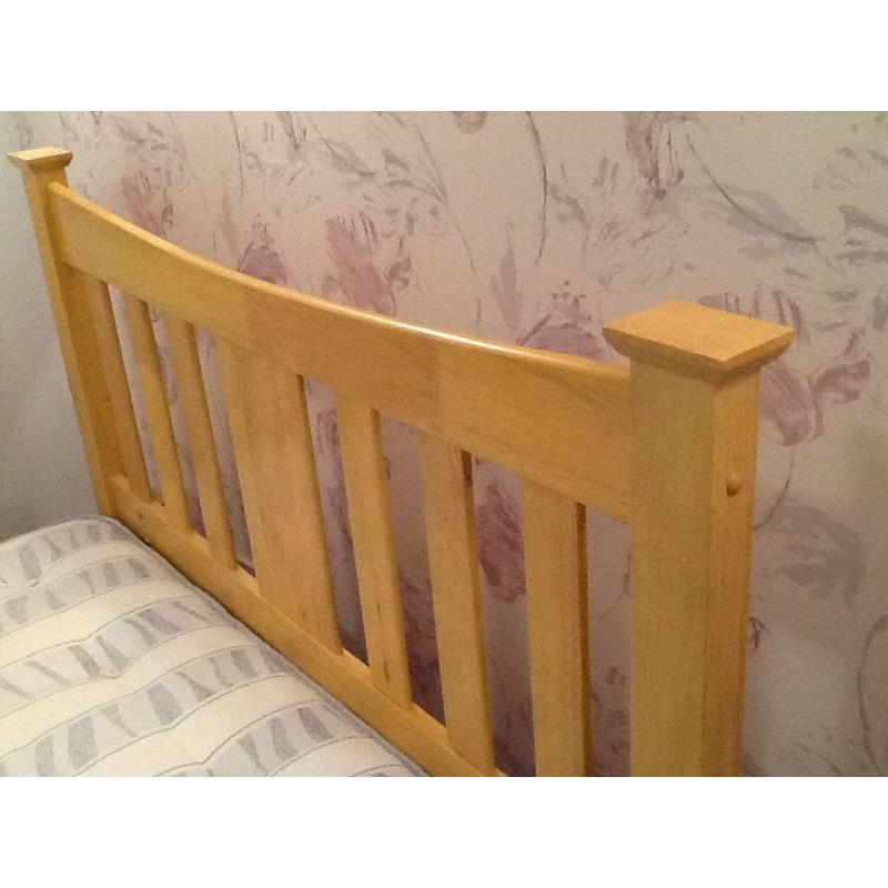 Small 4ft Double lncluding Headboard.