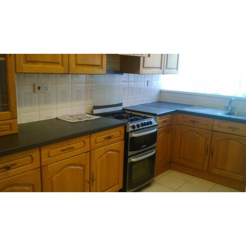 4 FANTASTIC rooms in JUST RENOVATED PROPERTY,NORTH LONDON