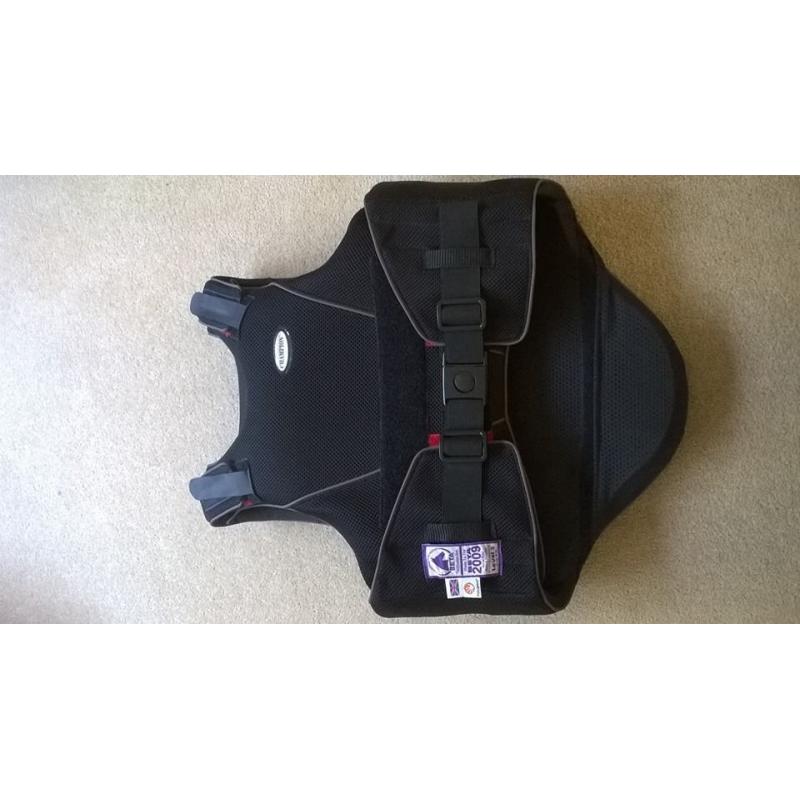 Small adult champion flexair body protector