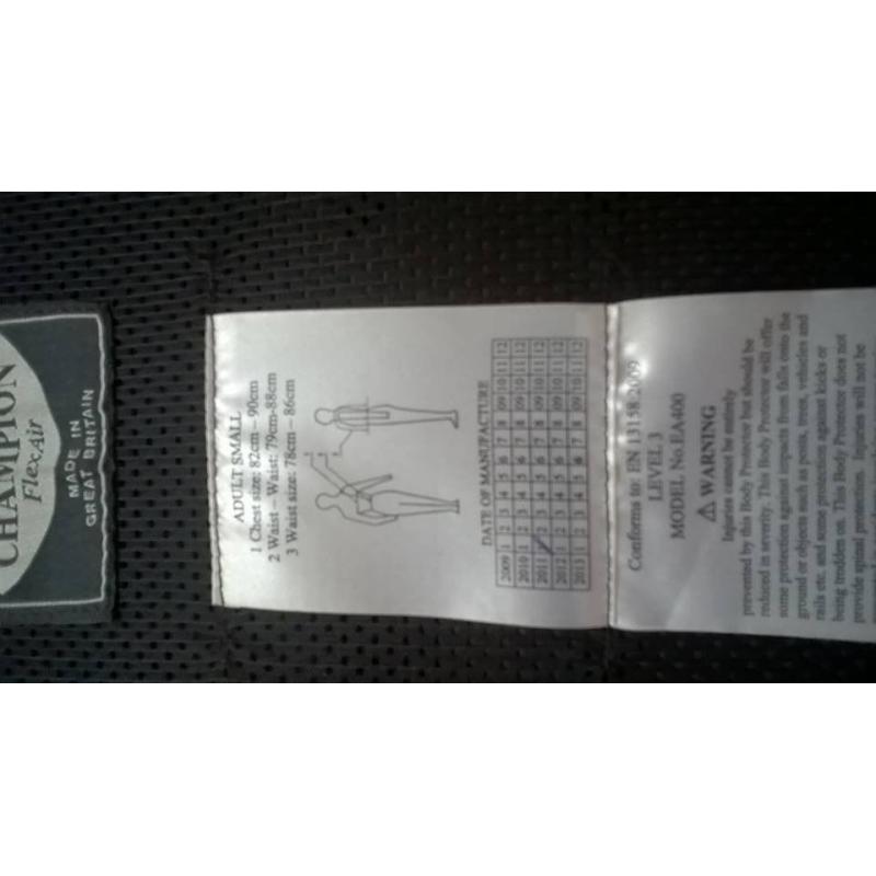 Small adult champion flexair body protector