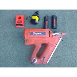 Paslode IM350 / 90CT First Fix Nail Gun