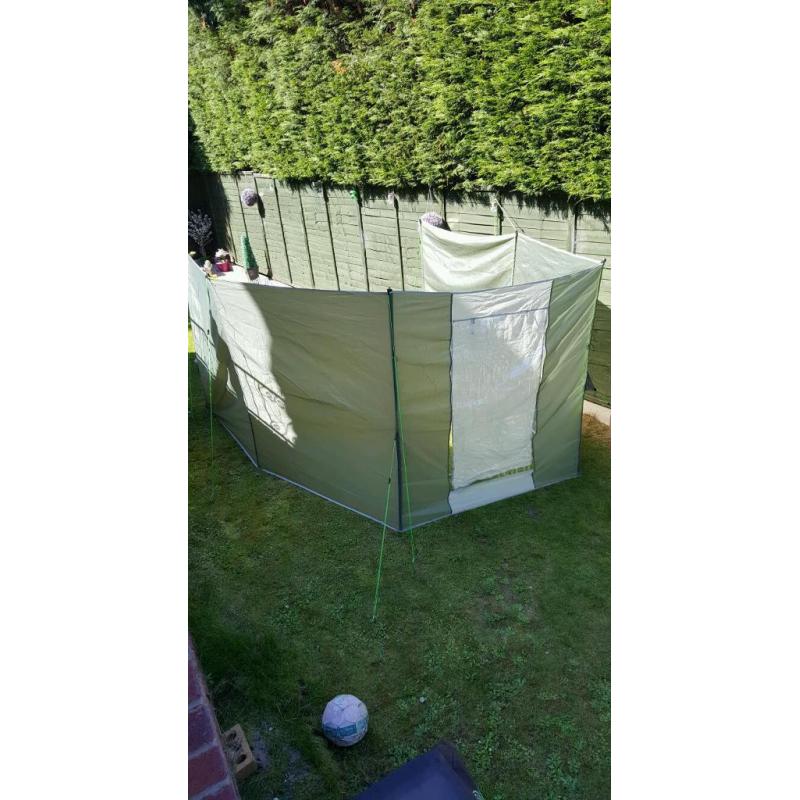 Coleman windshield xl