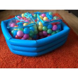 Ball pool and 3 bags of balls