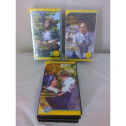 "ANNE OF GREEN GABLES" VIDEO BOXSET (6 VIDEOS)