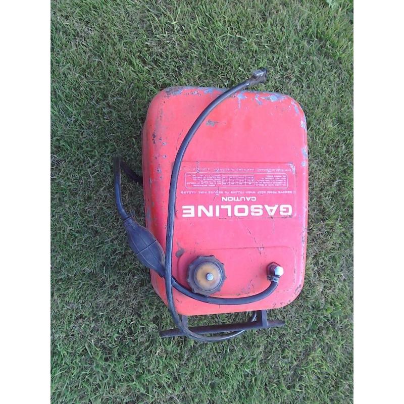 Boat engine petrol tanks