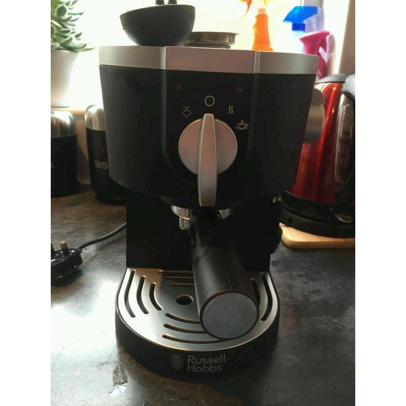 Russell Hpbbs Expresso Maker