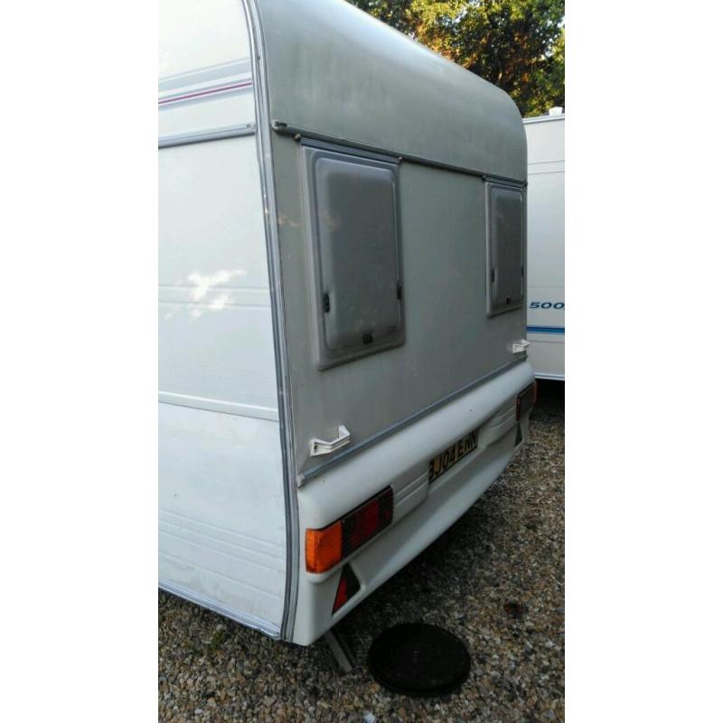 1997 avondale 4 berth good con