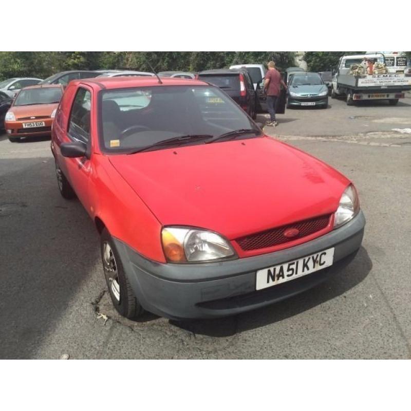 2001 Ford Fiesta van, starts and drives well, located in Gravesend Kent, no MOT, any questions give