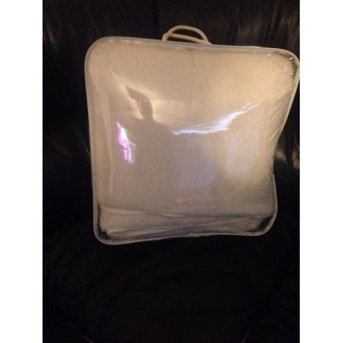 Fleecy bottom sheet (single)