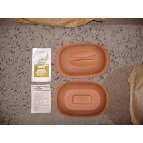 BRAND NEW VINTAGE Genuine Schlemmertopf Scheurich Keramik clay pot baker chicken brick & recipes