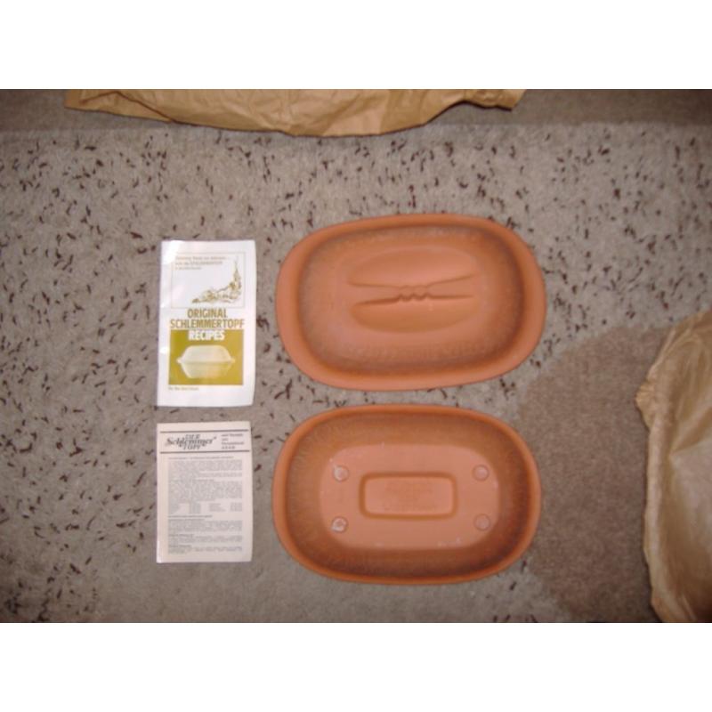 BRAND NEW VINTAGE Genuine Schlemmertopf Scheurich Keramik clay pot baker chicken brick & recipes