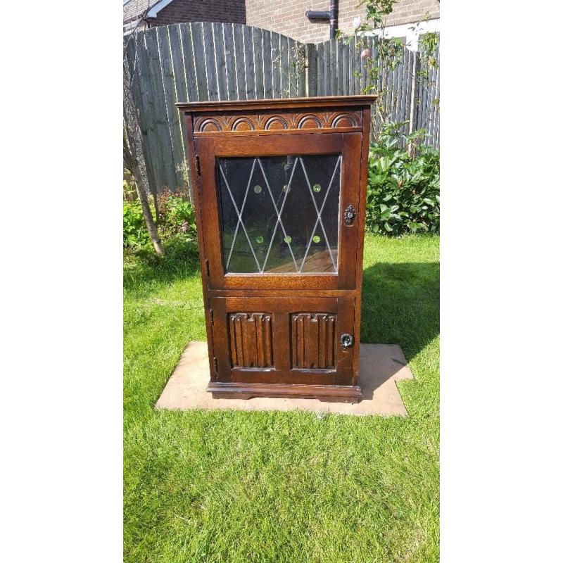 Oak Cabinet Drinks/Entertainment Cabinet