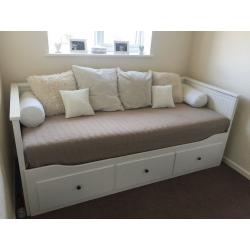 IKEA HEMNES DAYBED - White. Sofa, single bed or double bed.