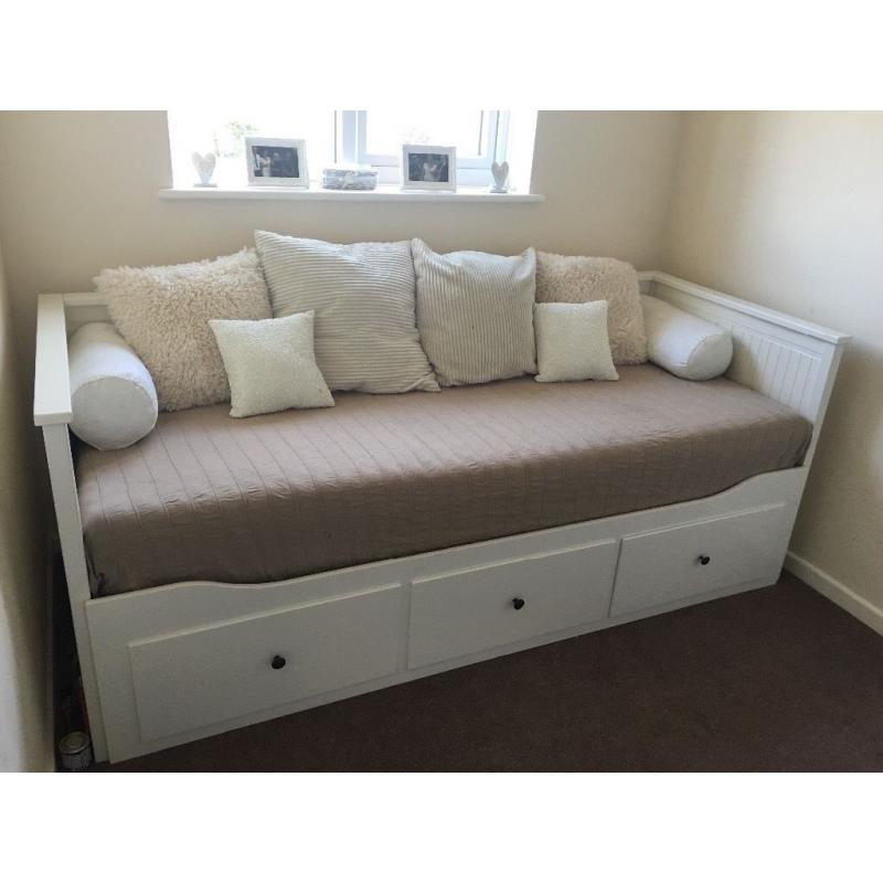 IKEA HEMNES DAYBED - White. Sofa, single bed or double bed.